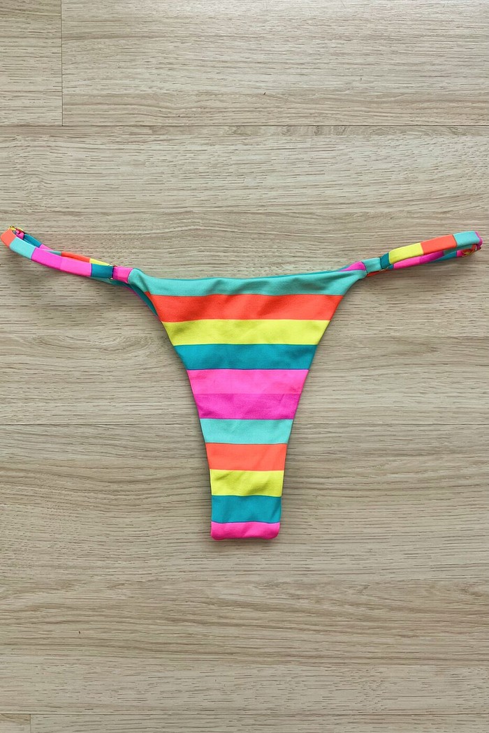 CALCINHA JULY STRIPS