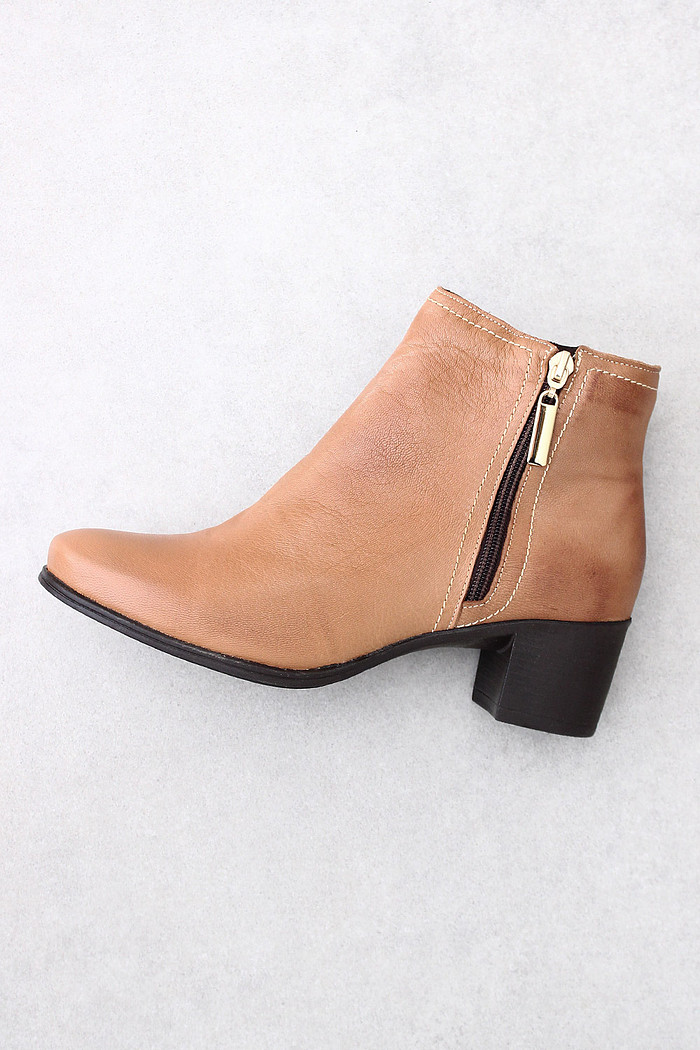 Bota Mybez Cano Curto Zíper Lateral Couro Macio