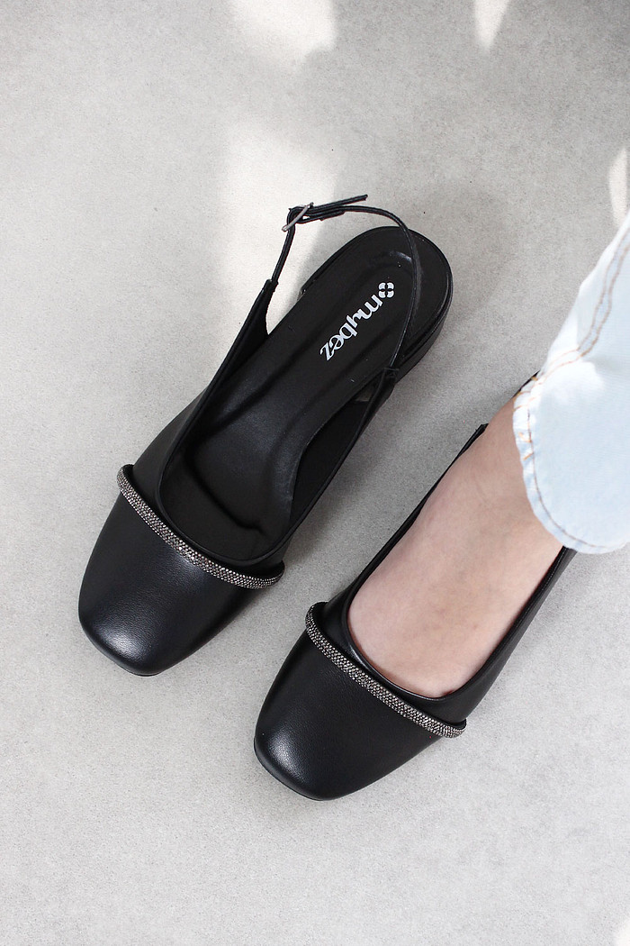 Sapato SlingBack Boneca Mybez com Bico Quadrado