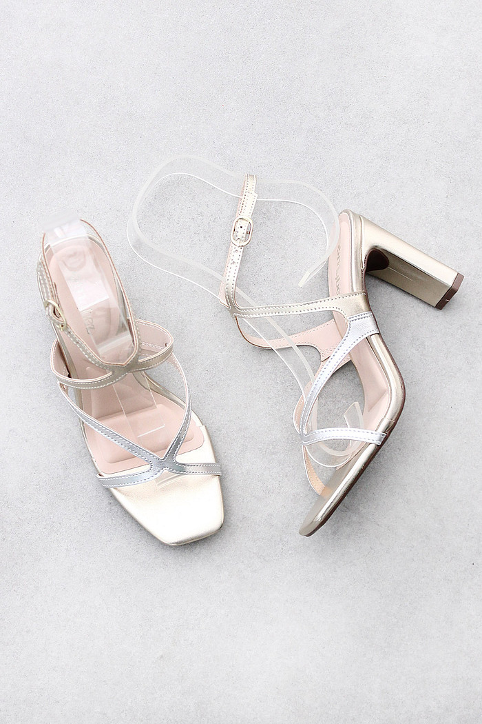 Sandália Mybez Cibele com Tiras Cruzadas e Salto 9,5cm