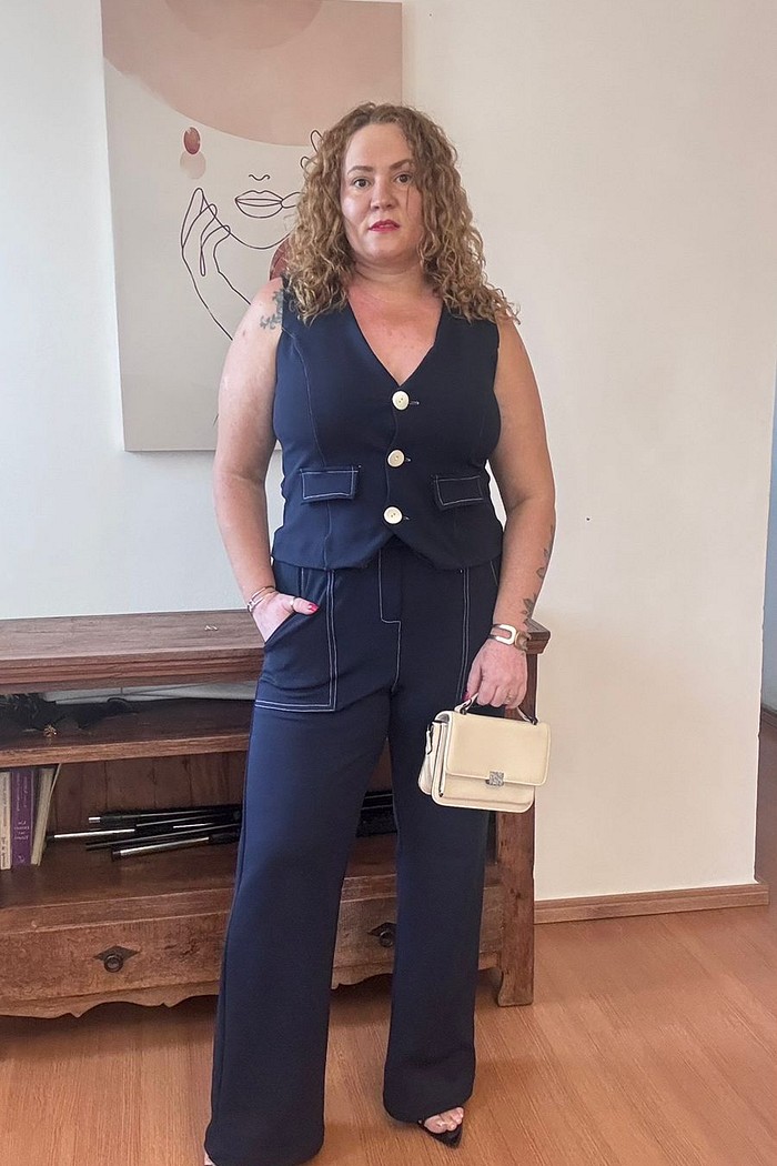 Conjunto Megan em Malha de Ponto Roma Marinho com Pesponto Branco