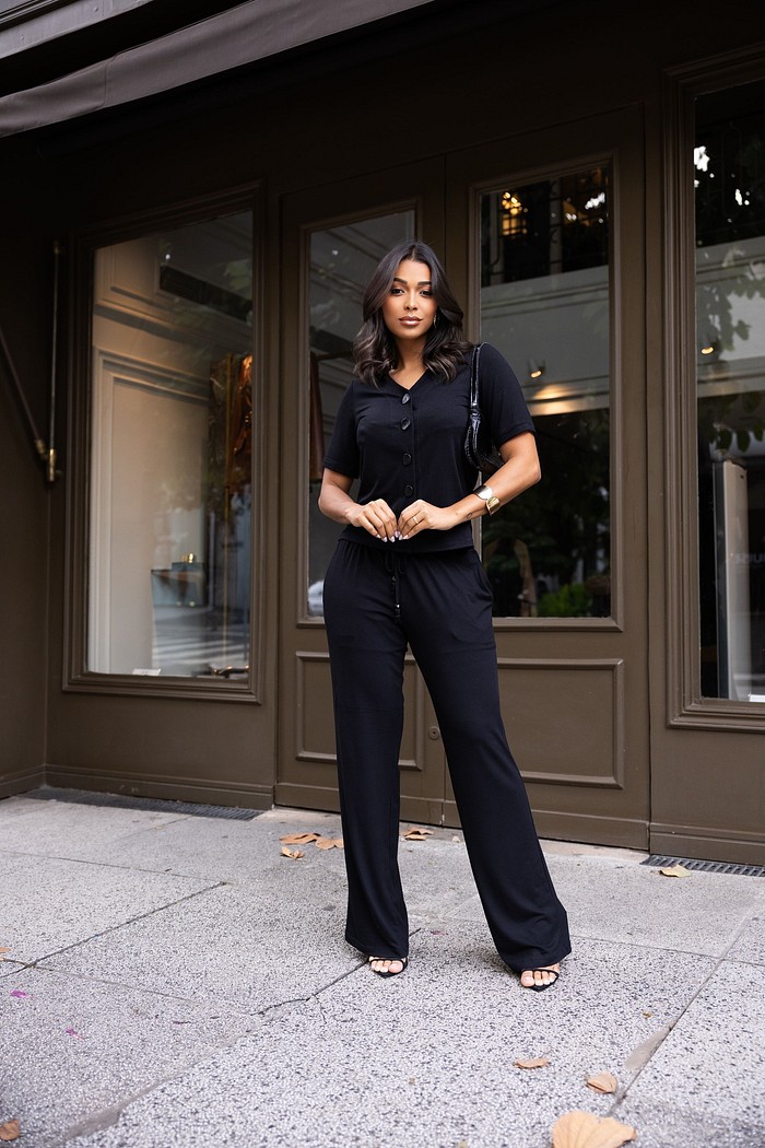 Conjunto de camisa com Botões e pantalona Lourdes Preto