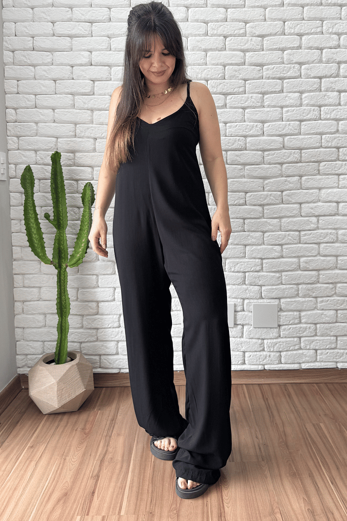 Macacão Jully Preto - Alongado