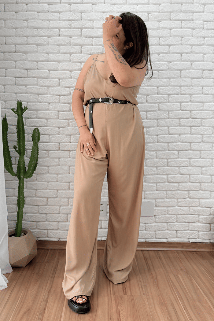 Macacão Jully Bege - Alongado