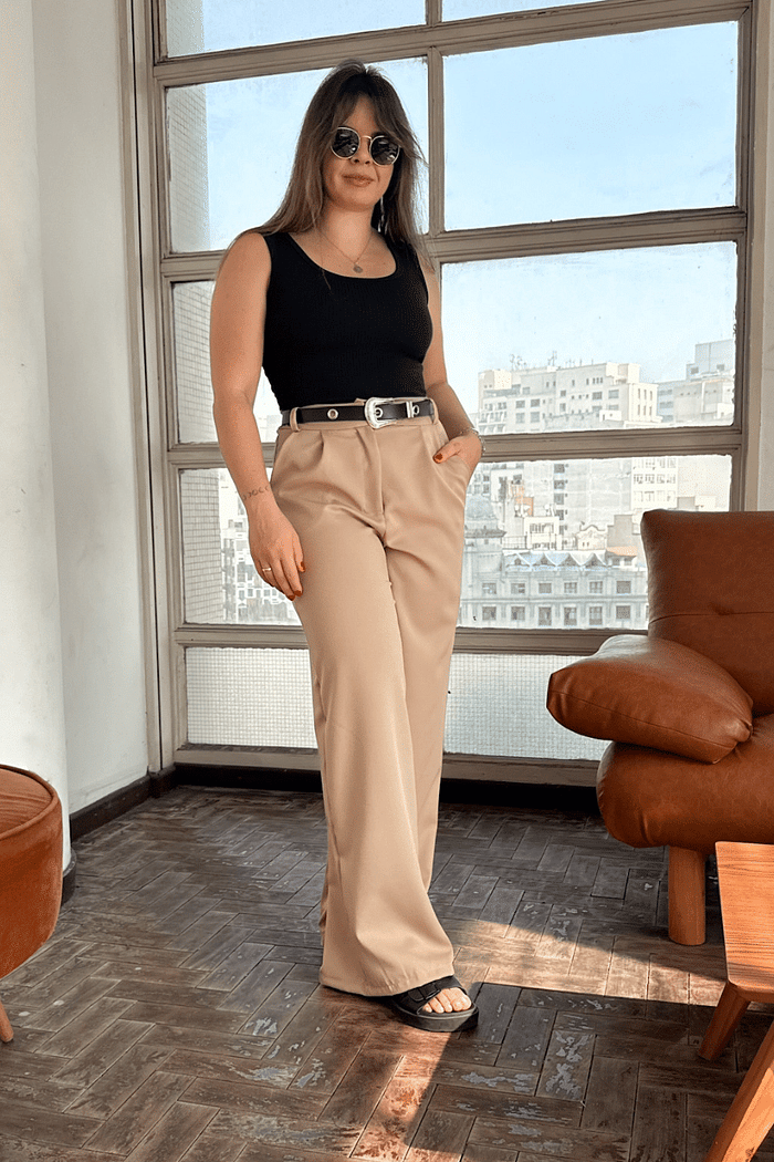 Calça Bege em alfaiataria Karen