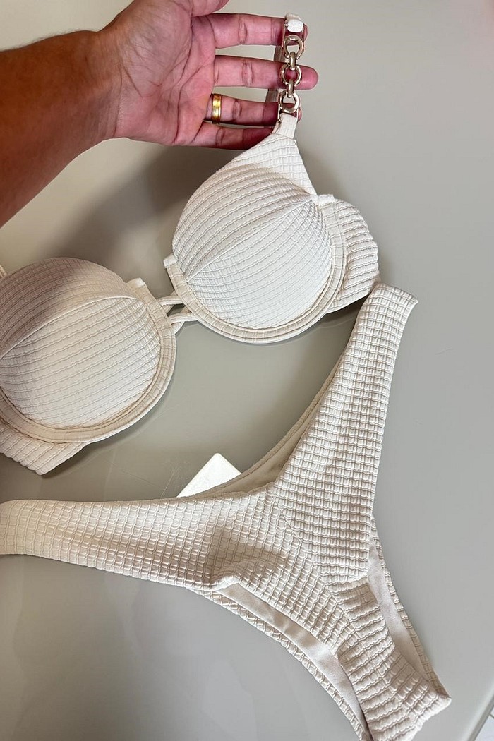 Aro Retro Detalhes OFF- Calcinha Asa Delta