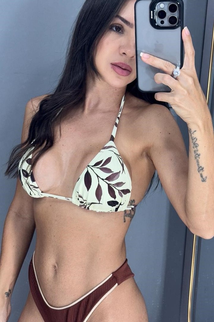 Cortininha com Asa Delta - Marrom/Off White