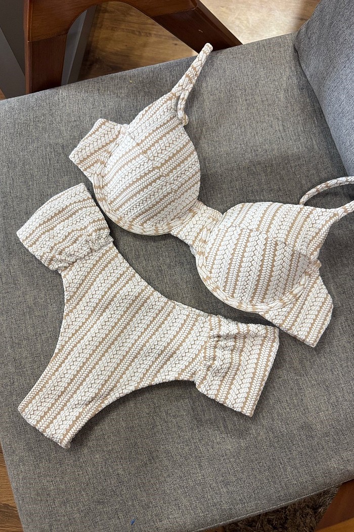 Aro Retrô Crochete com Borboleta Fio Duplo