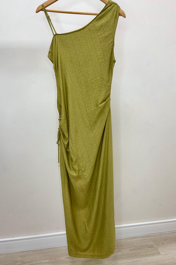 Vestido Midi de um Ombro Só Pietra