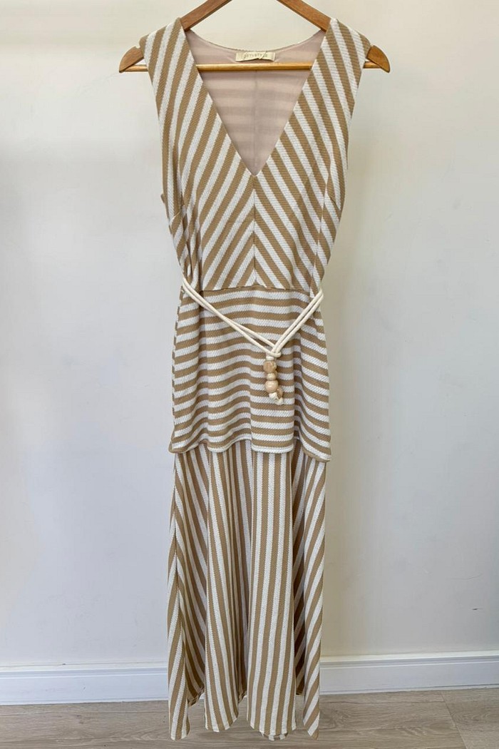 Vestido com Amarração Adele