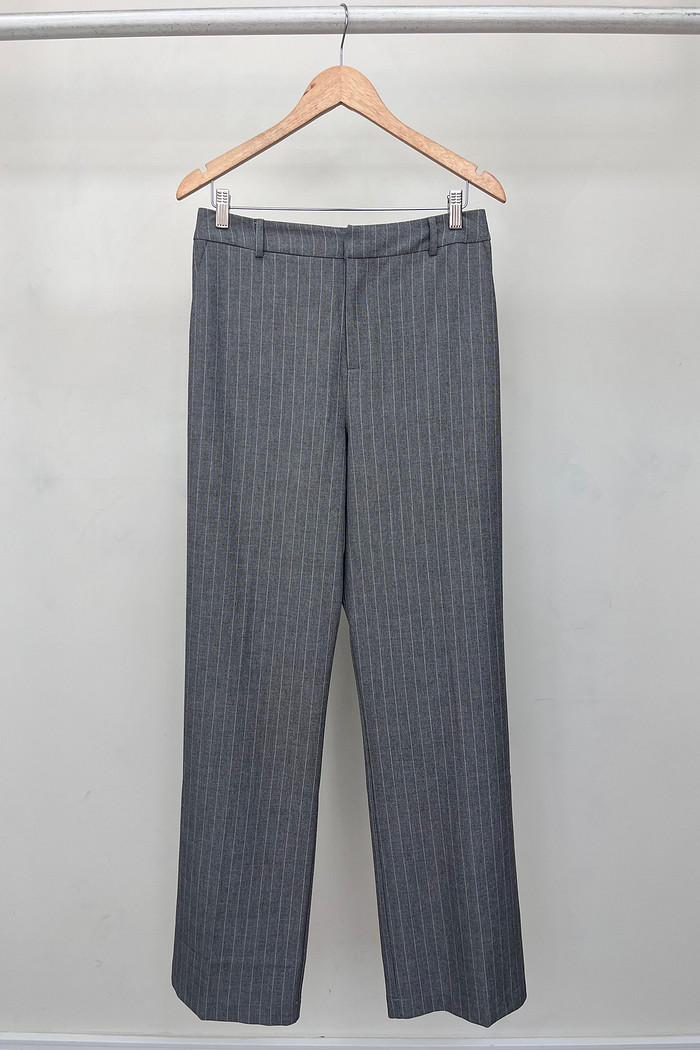 Calça de Risca Capri