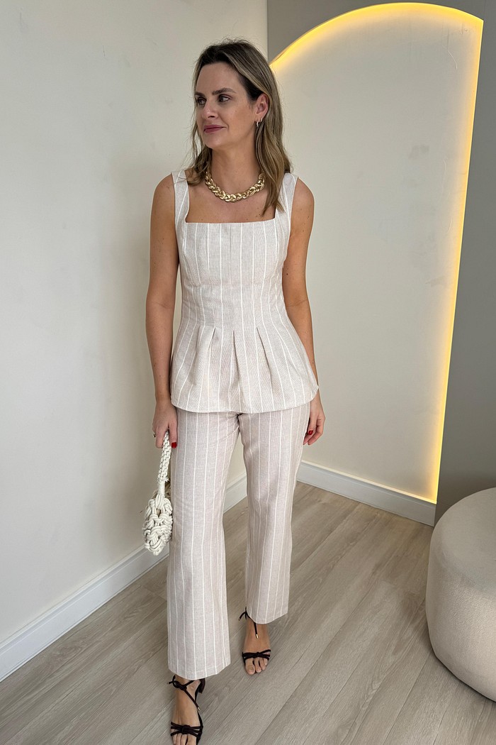 Calça em Alfaiataria Viviane