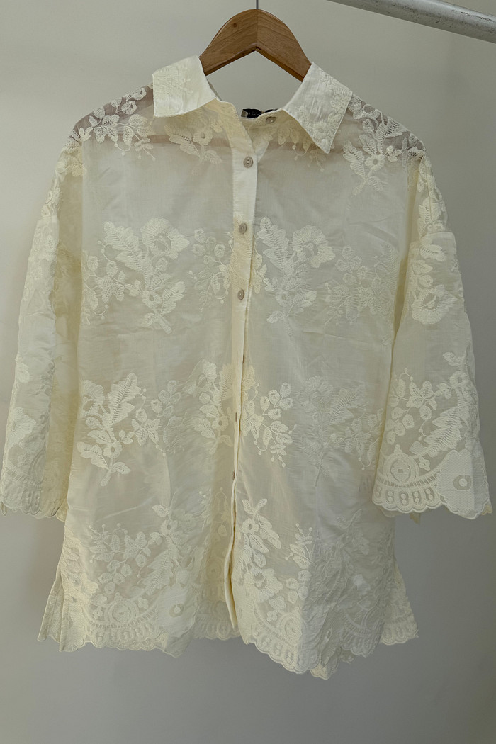 Camisa com Bordado Isadora