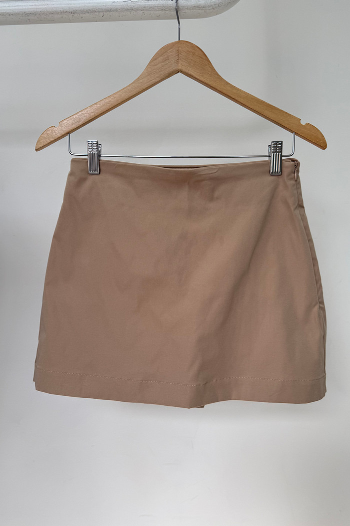 Shorts Saia de Sarja Carol