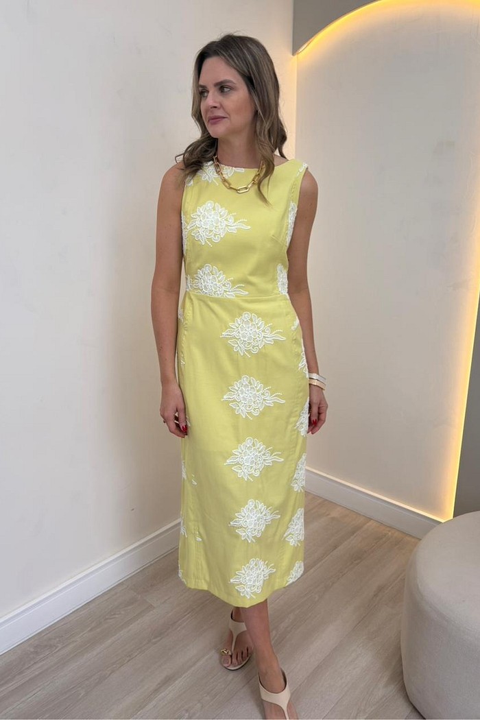 Vestido Bordado Luna