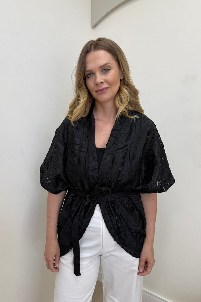 kimono de Tule Bordado Iara