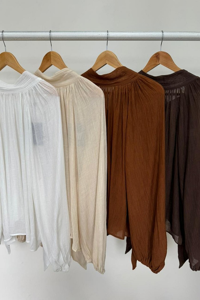 Blusa Franzida com Gola Larissa