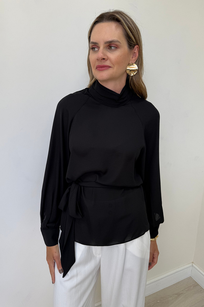 Blusa com Amarração Arabella