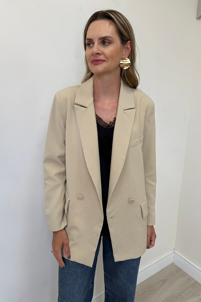 Blazer em Alfaiataria Milena