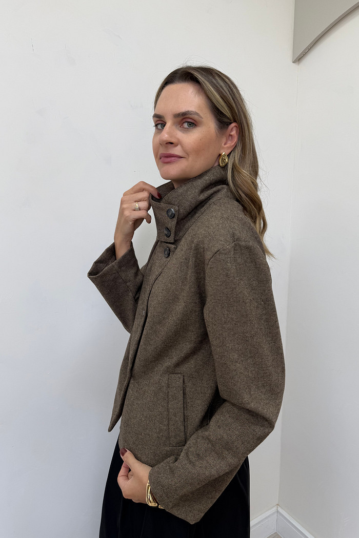 Casaco com Gola Alta Paris