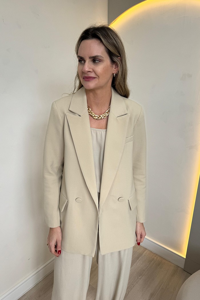 Blazer em Alfaiataria Milena