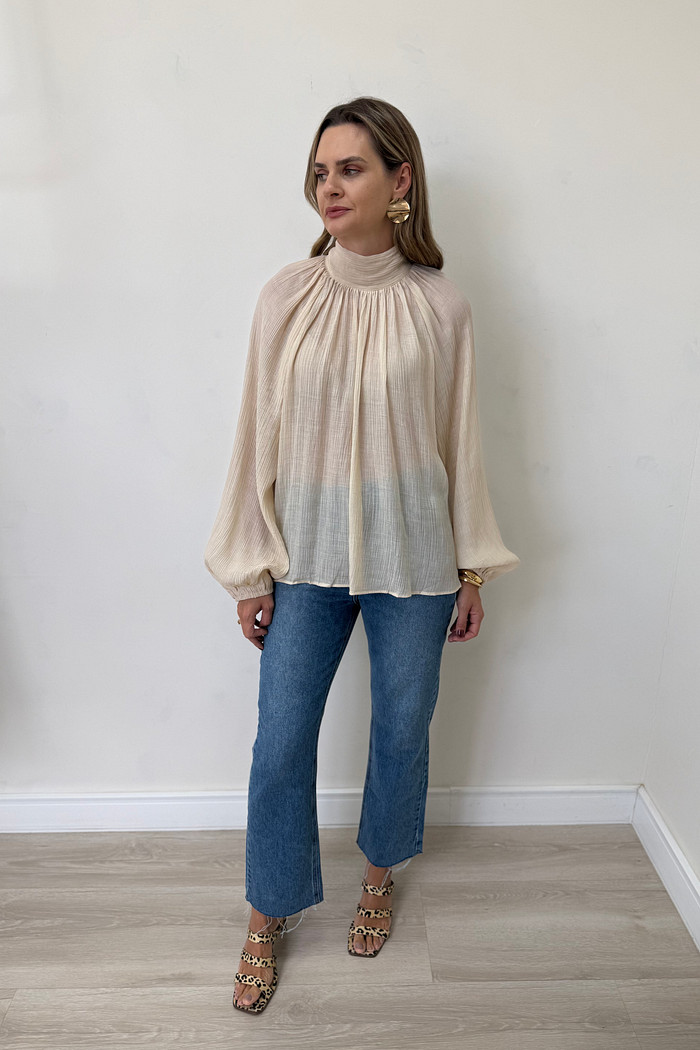 Blusa Franzida com Gola Larissa