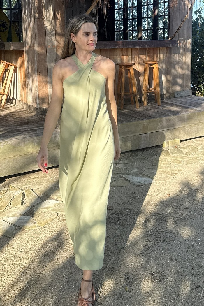 Vestido com Decote Cruzado Diana