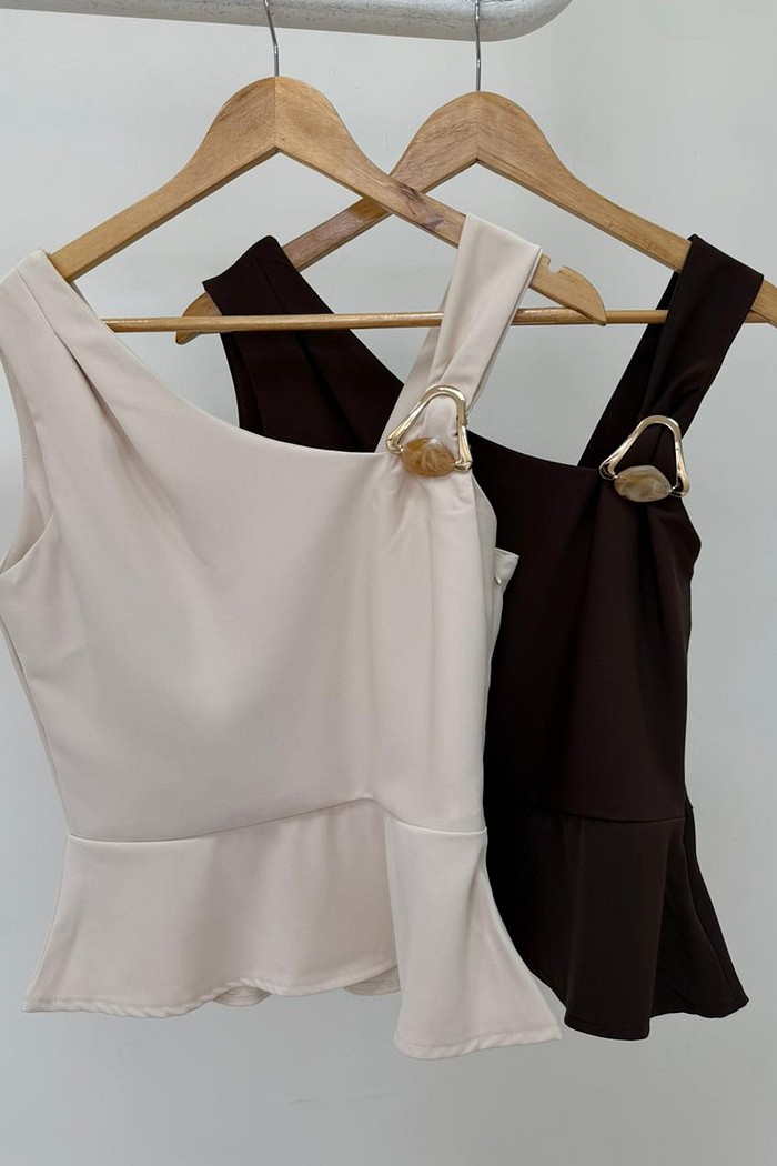 Blusa com Detalhe Dourado Lorraine