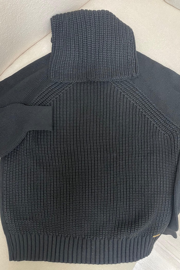 Tricot com Gola removível Cora