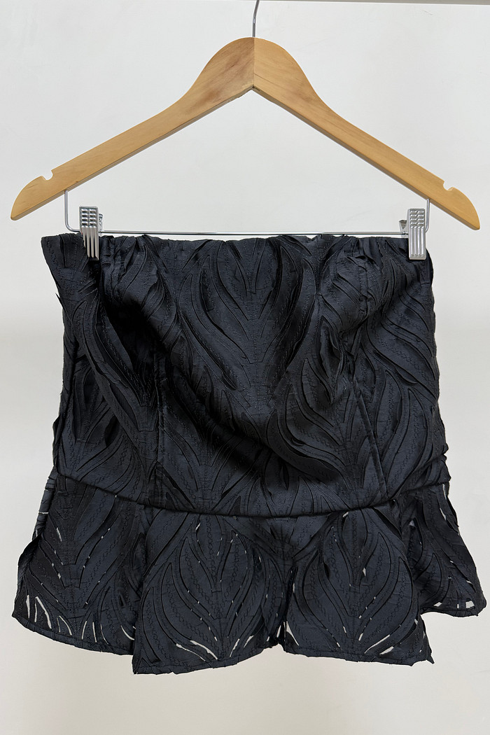 Blusa de Tule e Peplum Denise