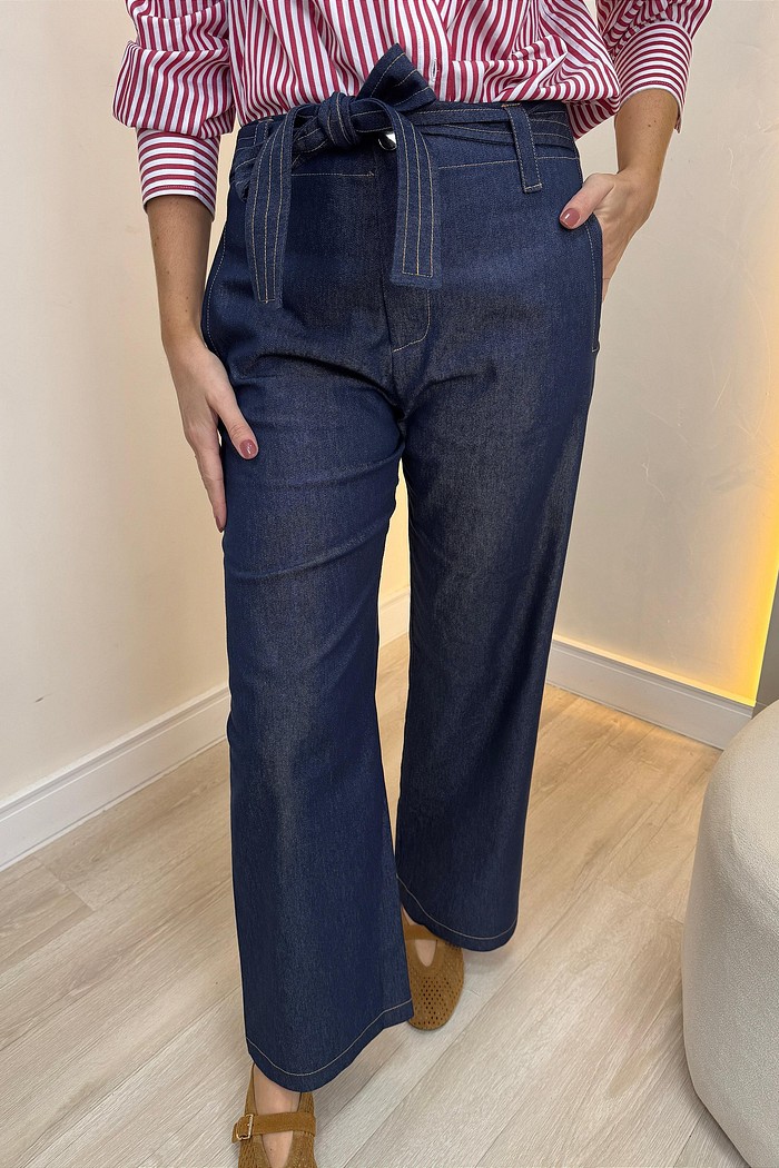 Calça Jeans com amarração Vivian