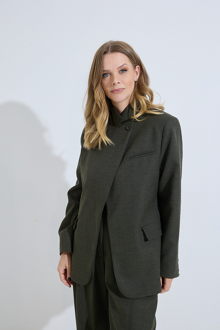 Blazer com Gola Transpassada Sofia