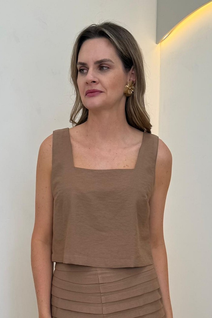 Regata Decote Quadrado Sofia