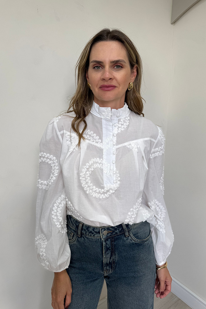 Bata Bordada Melissa