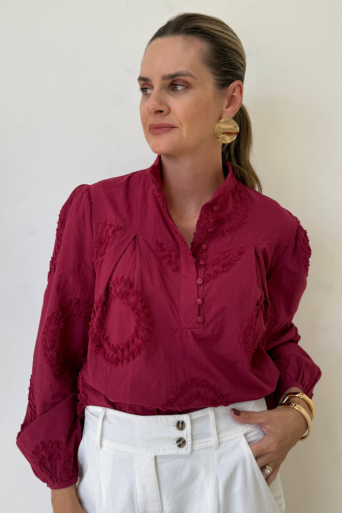 Bata Bordada Melissa