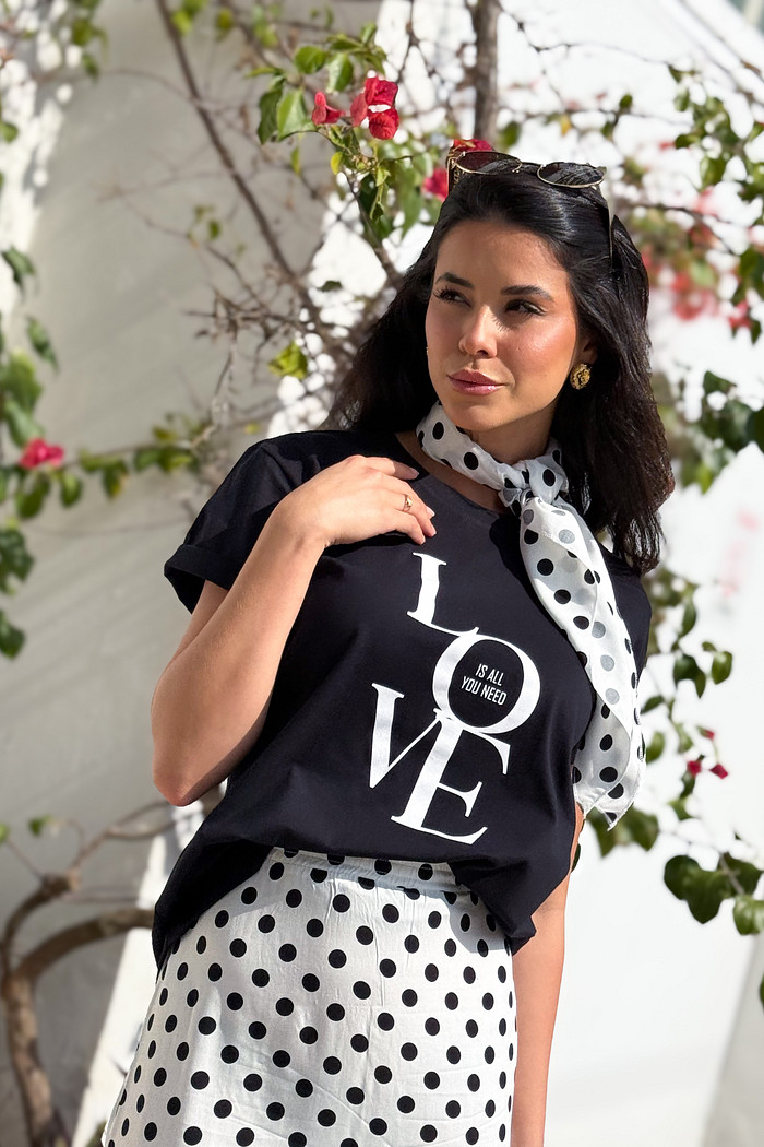 Camiseta T-shirt Ana flavia cor preto