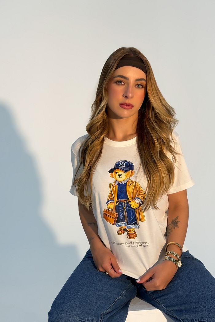 T-shirt Feminina Hailey Cor Off White