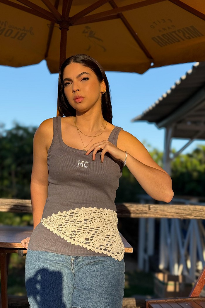 Regata Feminina De Ribana Cor Chumbo