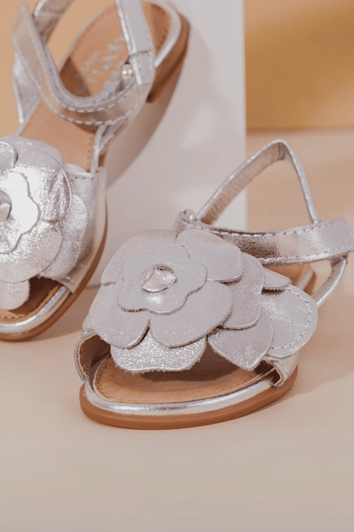 SANDÁLIA INFANTIL MARIA FLOR PRATA