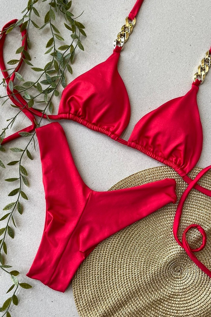 Biquíni Cortininha e Asa Delta Vermelho com Corrente