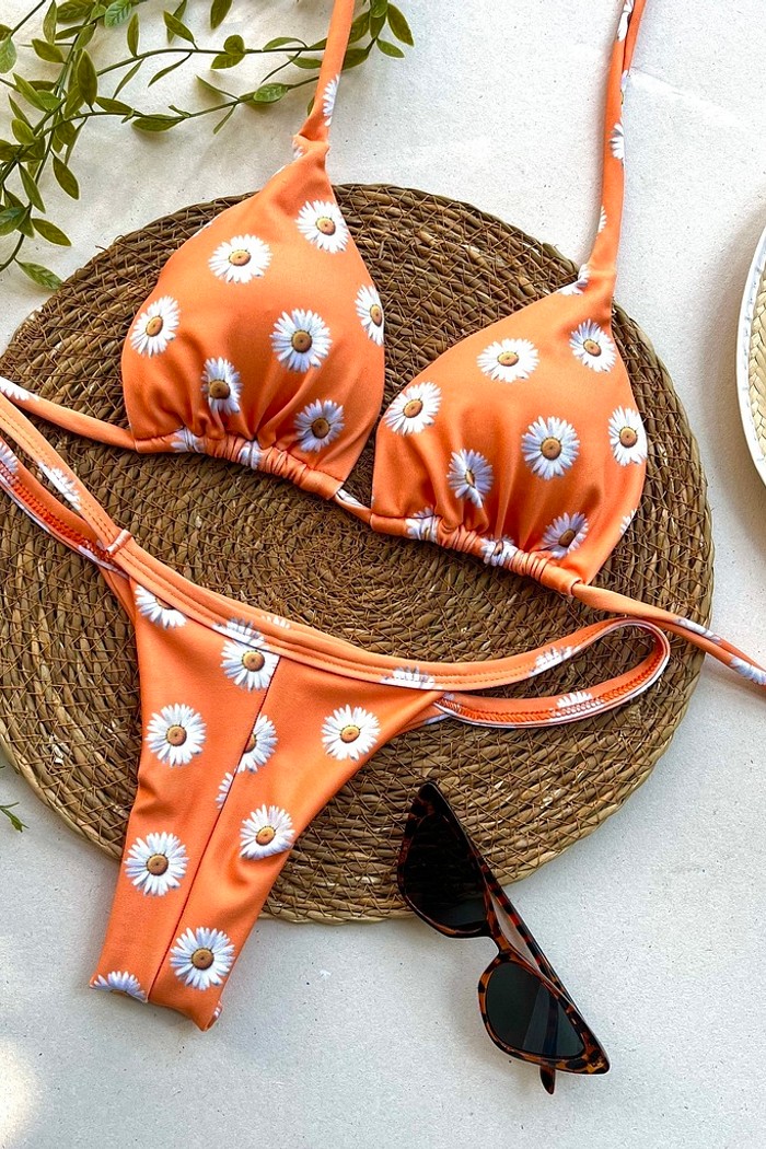 Biquíni Cortininha e Fita Gratidão Laranja