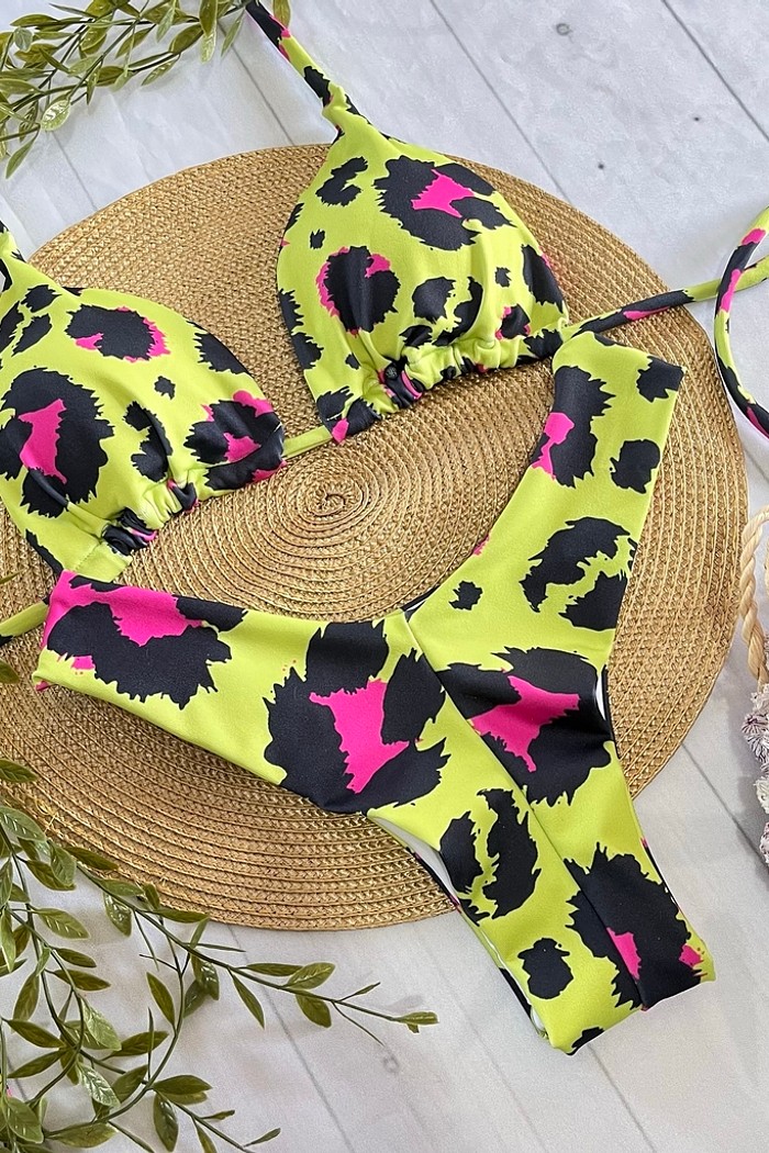 Biquíni Cortininha e Asa Delta Campeche