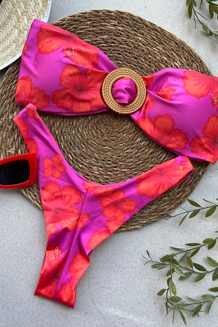 Biquíni Top e Asa Delta Empolgação