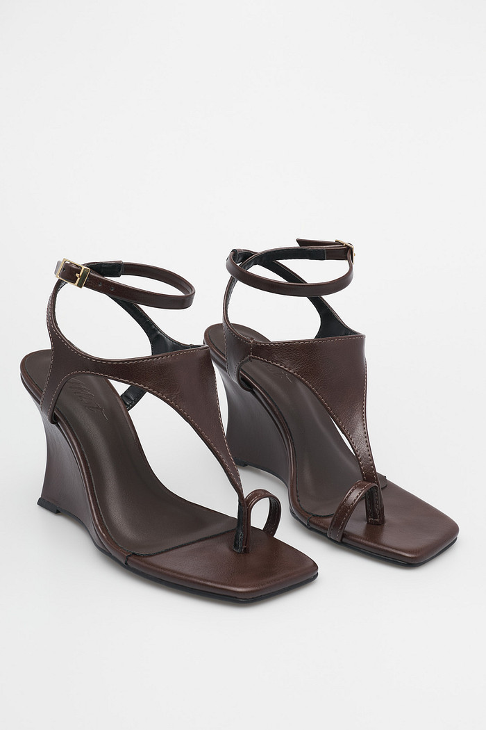 Sandália Beatriz Café Anabela
