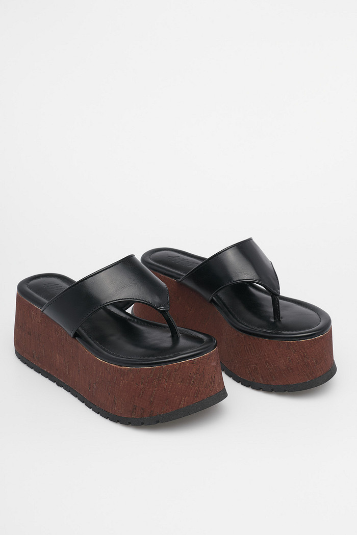 Tamanco Flatform Camila Preto