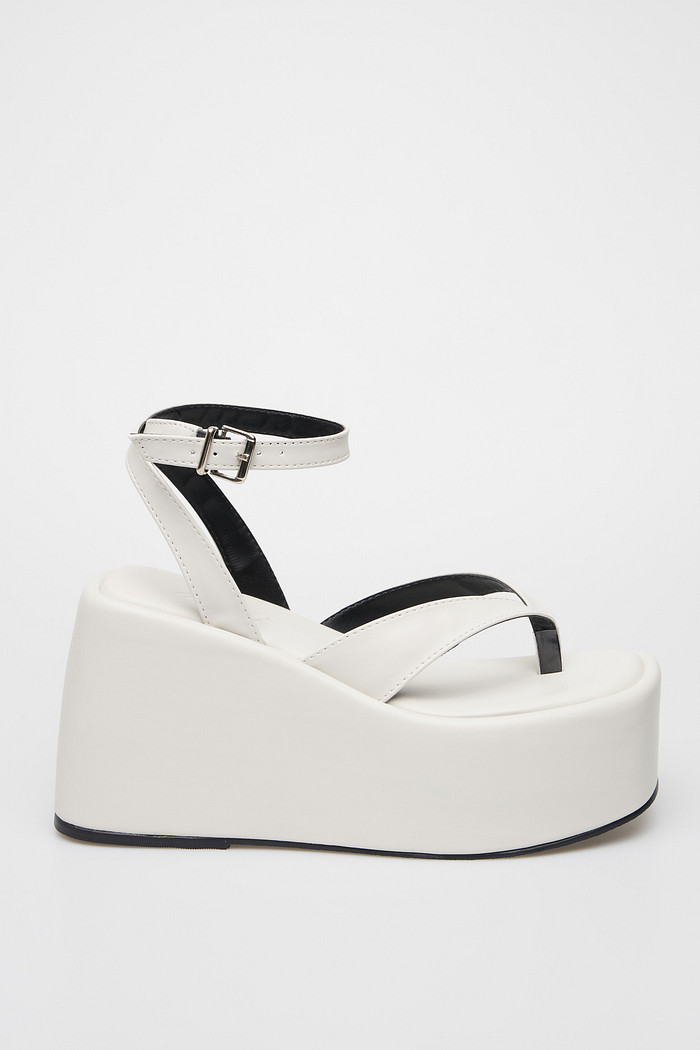 Sandália Lola Off-White