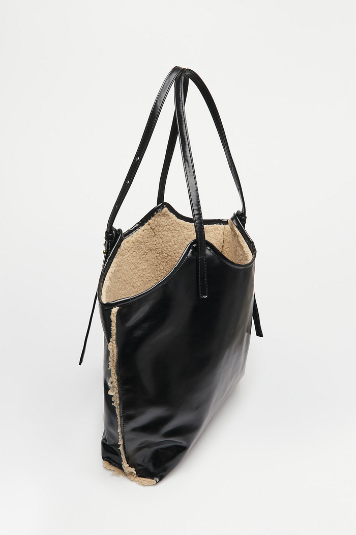Bolsa Shopper Fluffy Preto