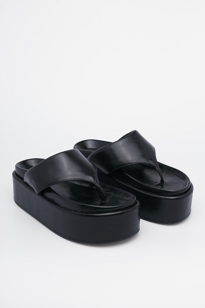 Flatform Deise Preto Chinelo Plataforma Feminina Mist Flatform Deise Preto Chinelo Plataforma Feminina Mist