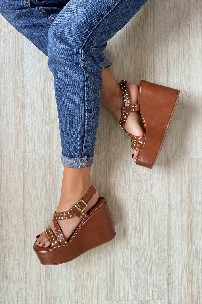 Sandália Fabiana Camel