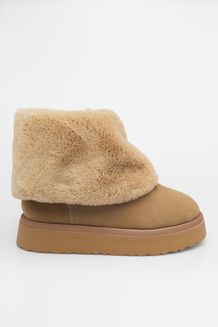 Bota Fluffy Lia Camel